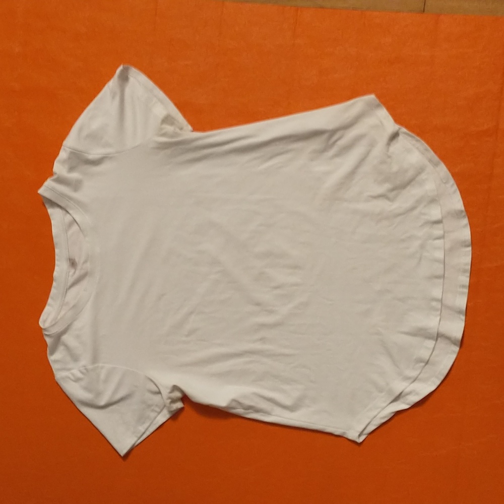 Beyond yoga white shirt, size small